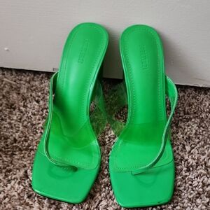 Forever 21 Green Heels Vibrant Stylish
